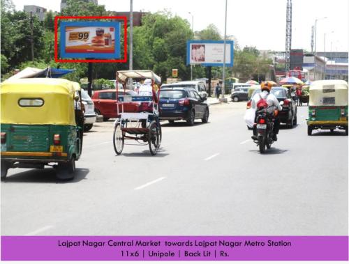 Nr.-Lajpat-Nagar-Metro-Station-towards-Metro-Station-1