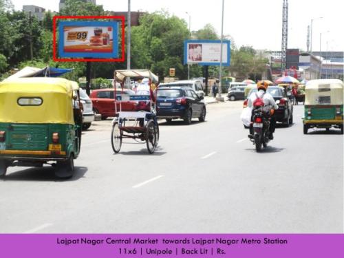 Opp.-V-Mart-Showroom-Lajpat-Nagar-Central-Market-towards-Lajpat-Nagar-Metro-Station
